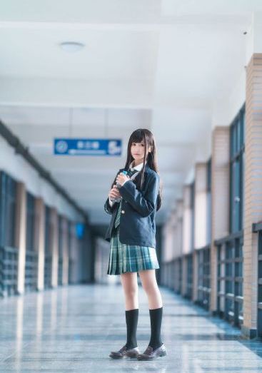 灿烂的她