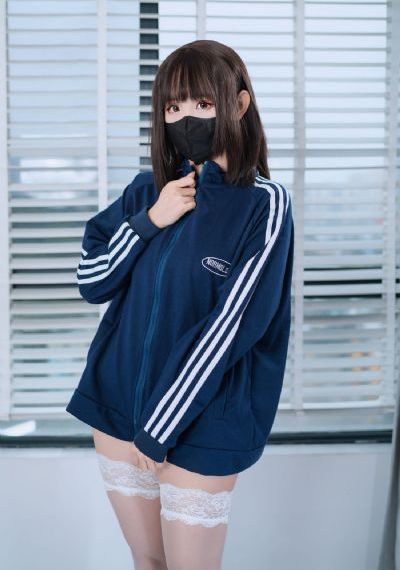 《互换性伴侣》在线观看